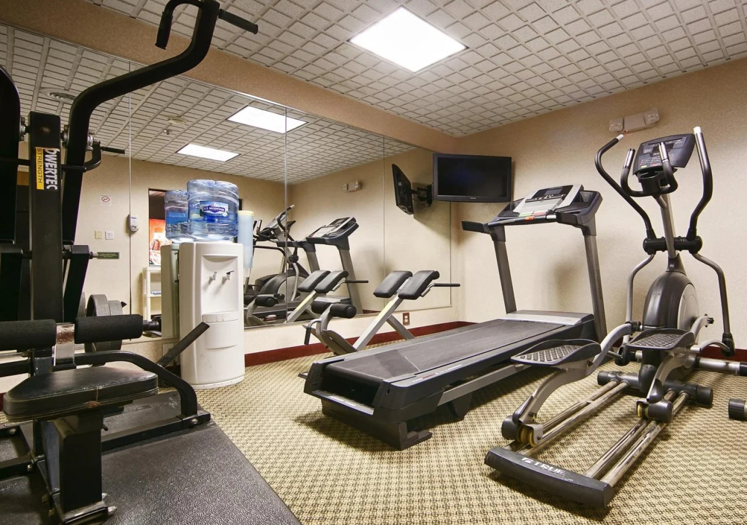 Country Inn & Suites by Radisson, Pickerington, OH