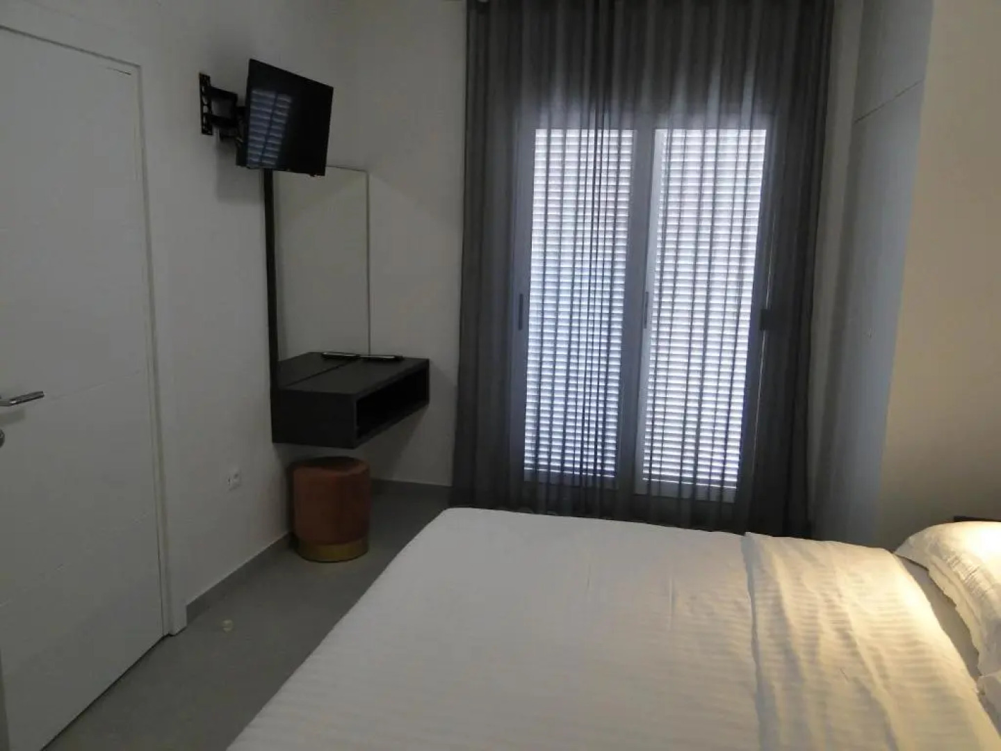 Rooms Tepli Bok