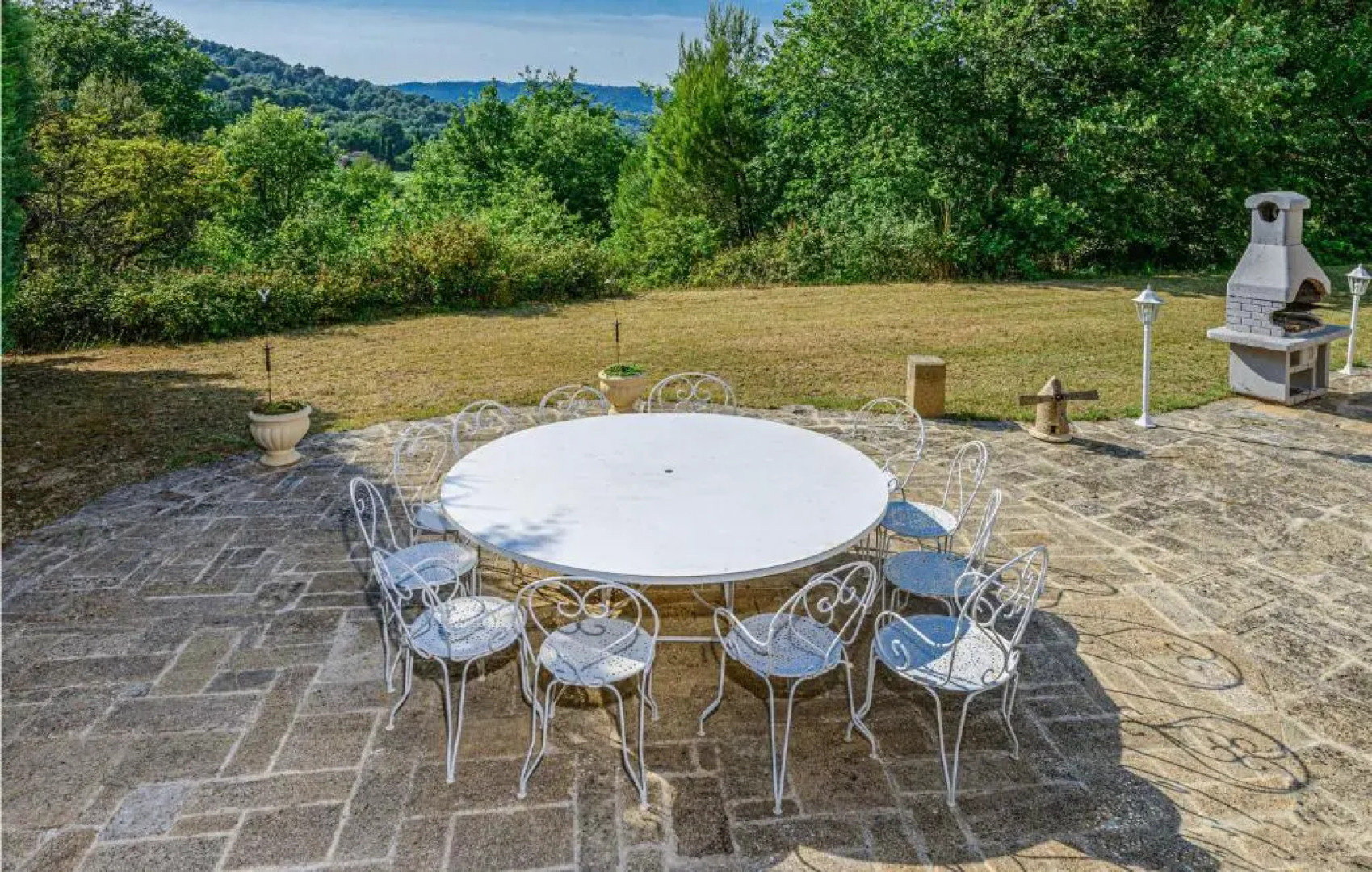 Amazing home in Rognes with 4 Bedrooms, WiFi and Outdoor swimming pool