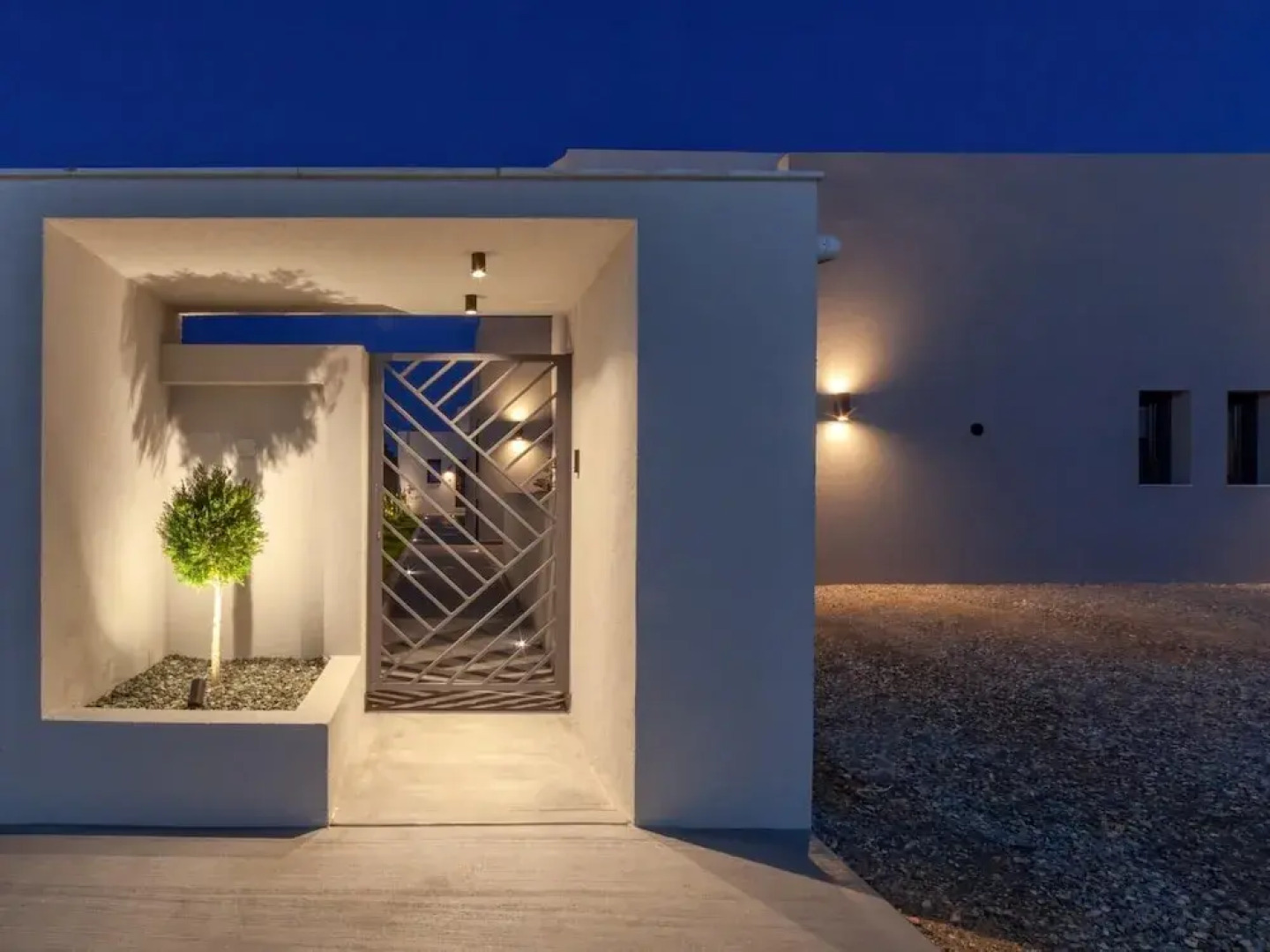 TheaSea Luxury Suites- Bungalow Suite 1