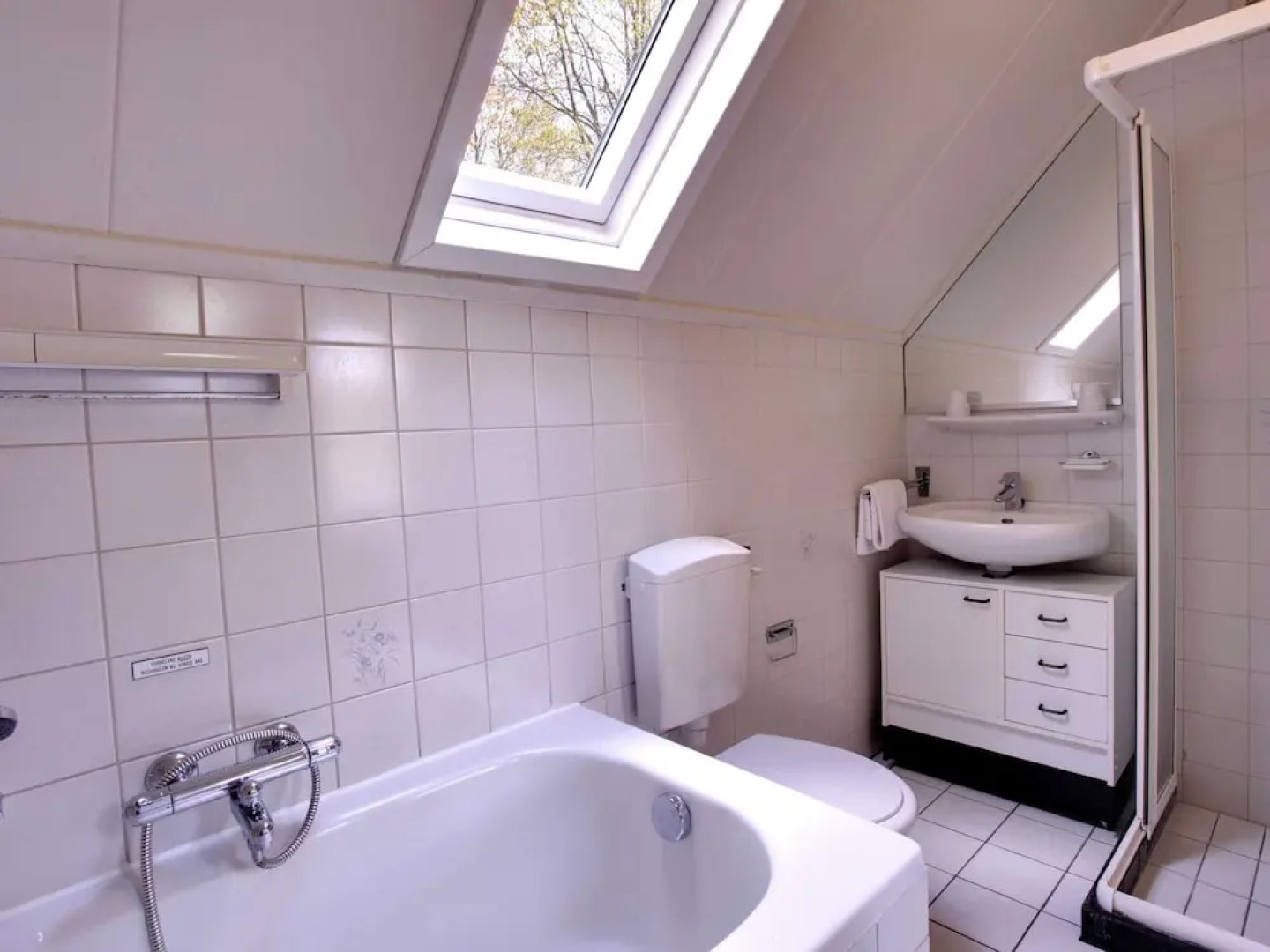 Cozy Holiday Home with Bubble Bath near Zwolle