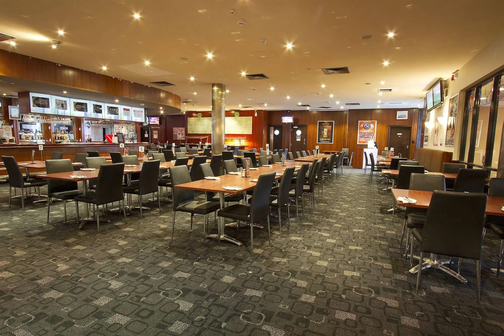 Nightcap at Playford Tavern