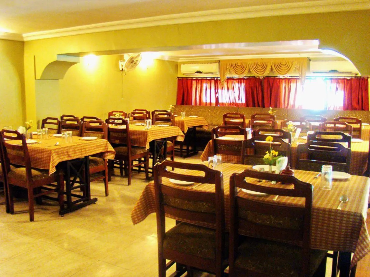 Hotel Kishan Kunj