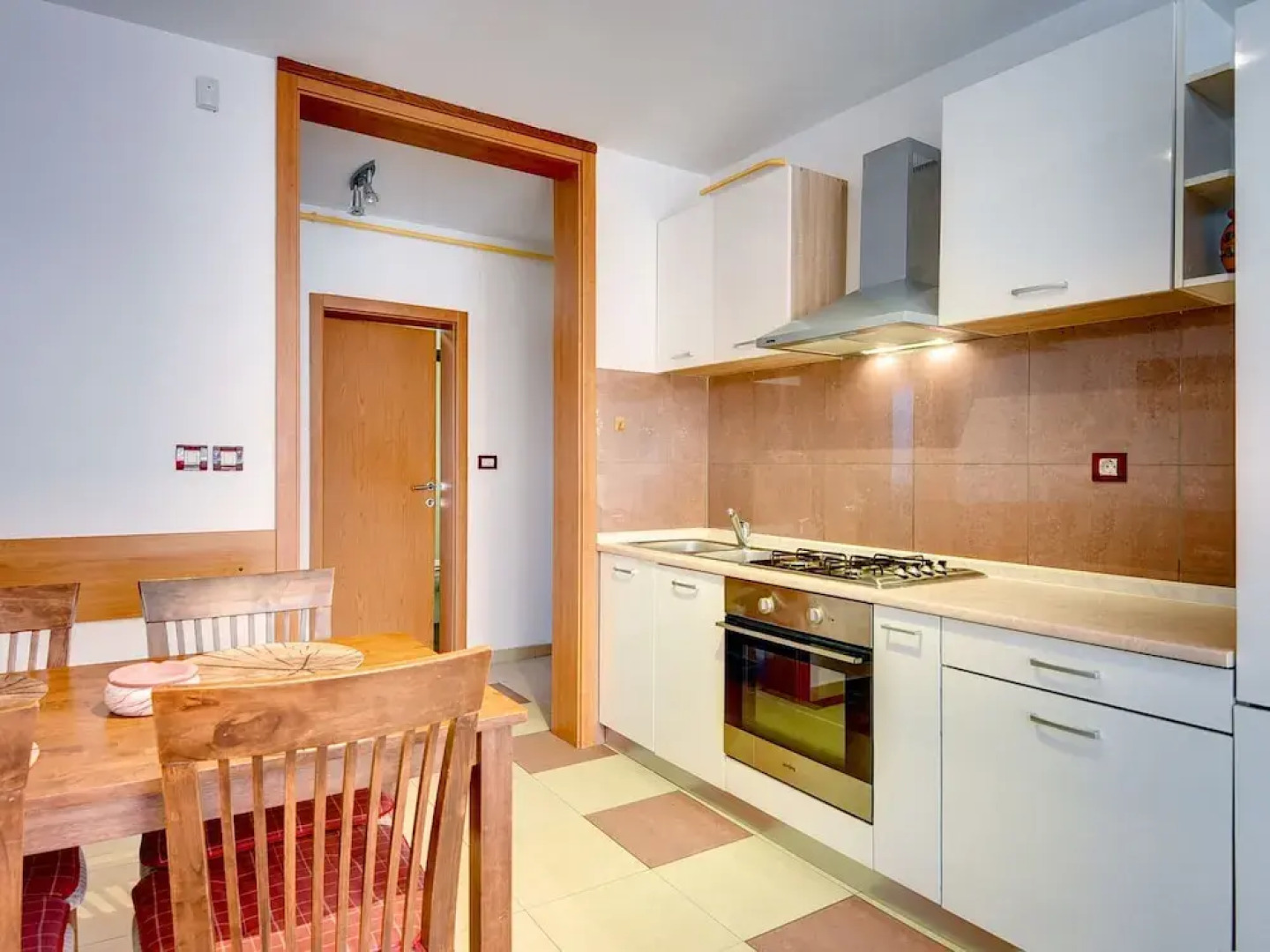 Modern Apartment in Pula With Swimming Pool