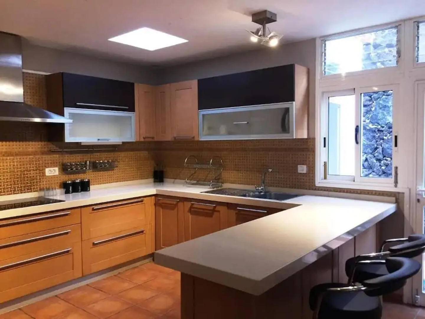 Endless Summer Hostel - Adults Only