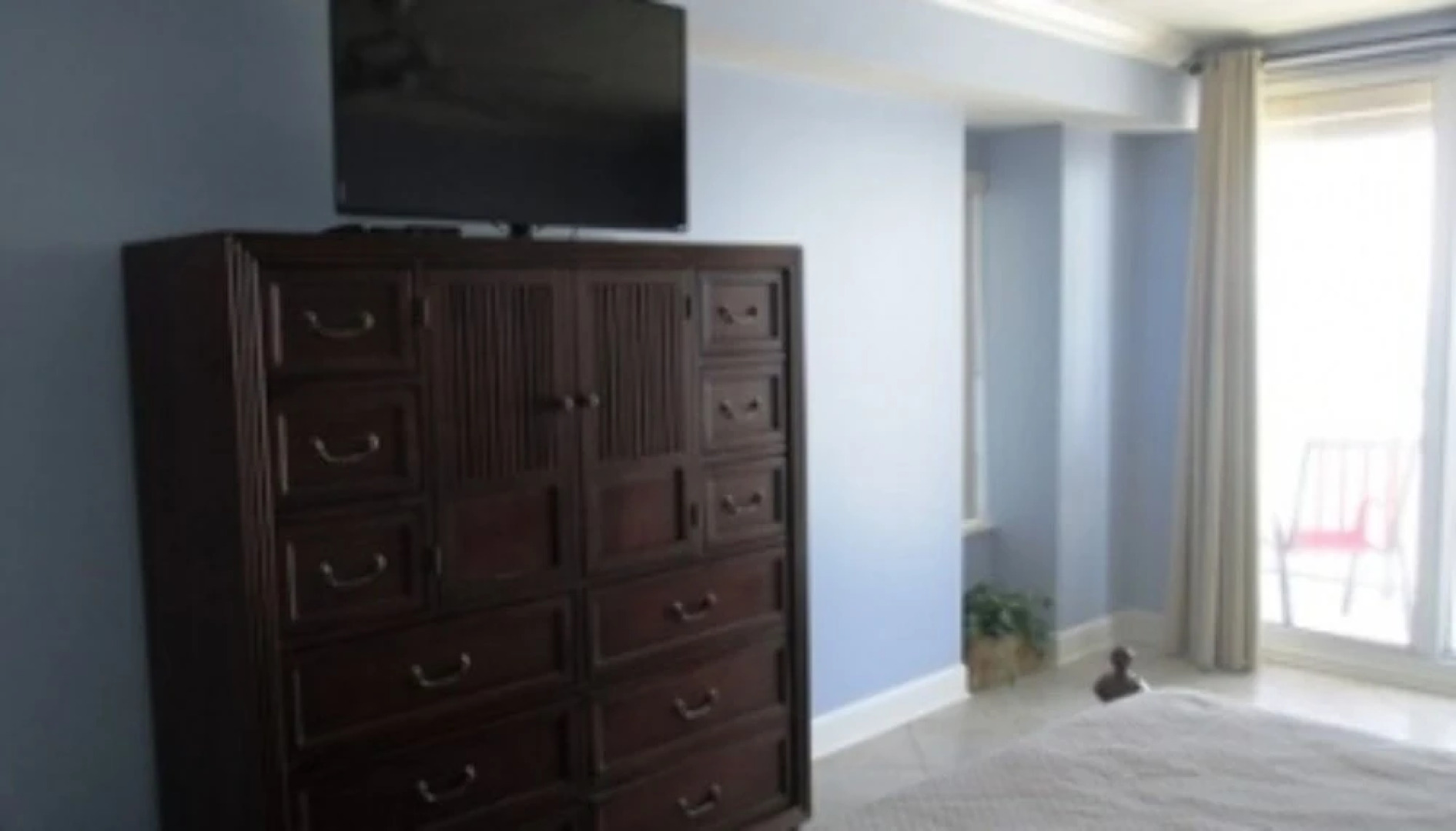 Dimucci Towers Ten 1903 - Great Views from the 19th Floor - 3 BR 3 BA