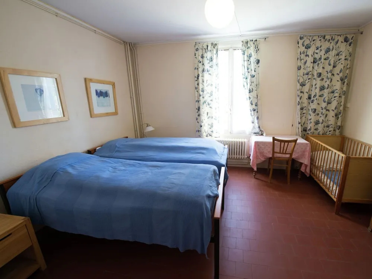 A House Suitable for Groups and Families