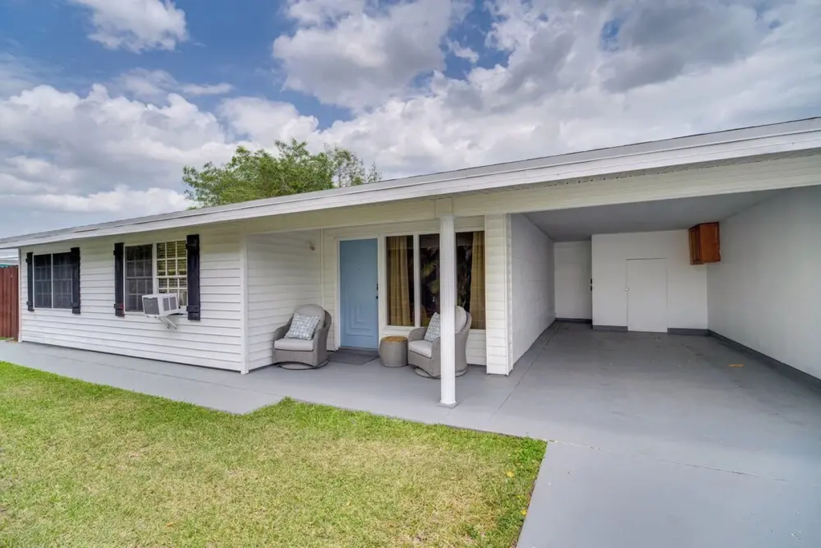 Vero Beach Vacation Rental ~ 3 Mi to the Ocean!