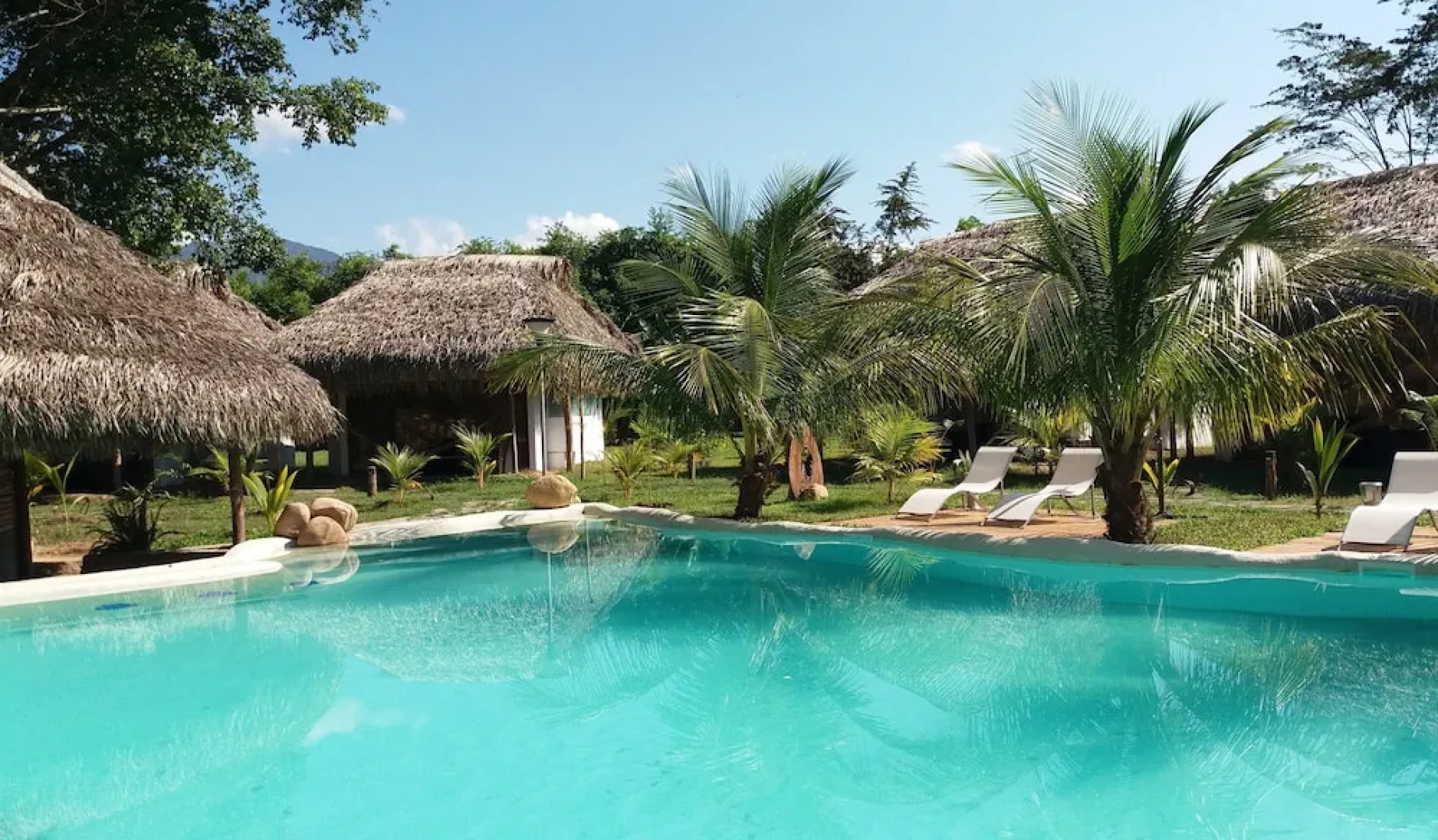Coconut Tarapoto Eco Bungalows &LagoonPool