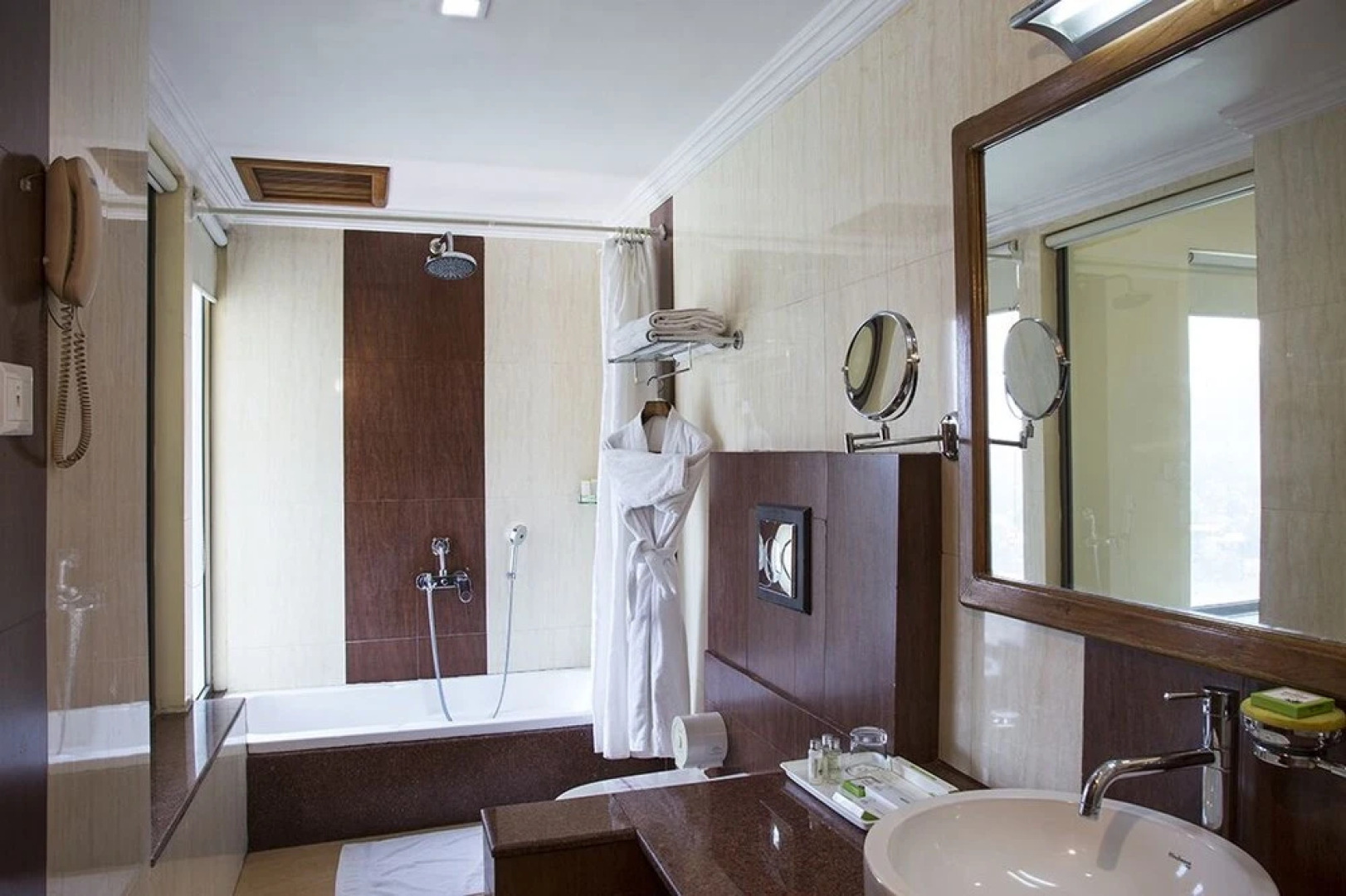 Divine Resort Laxman Jhula