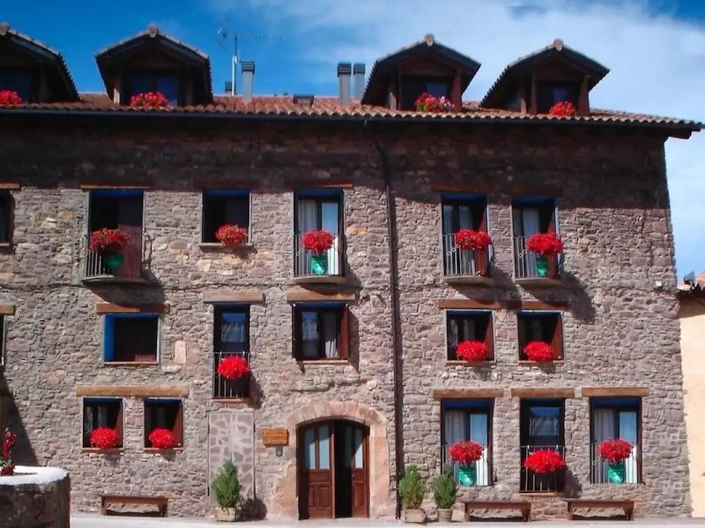 Apartment With one Bedroom in Laspaúles, With Wonderful Mountain View and Wifi - 44 km From the Slopes