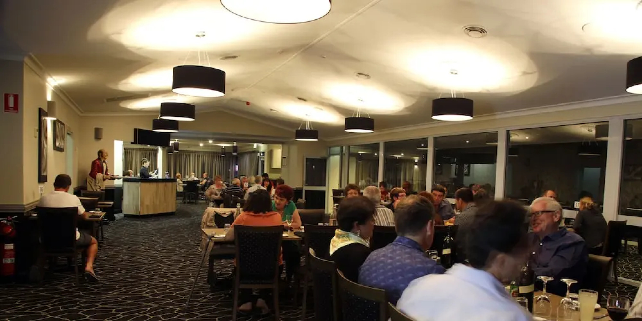 Cattlemans Country Motor Inn & Serviced Apartments