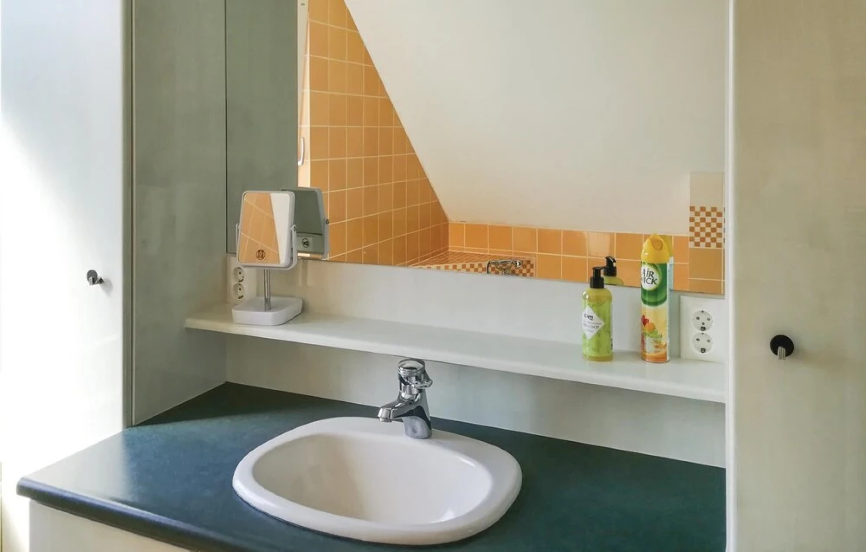 Stunning Home in Zeewolde With 4 Bedrooms, Wifi and Outdoor Swimming Pool