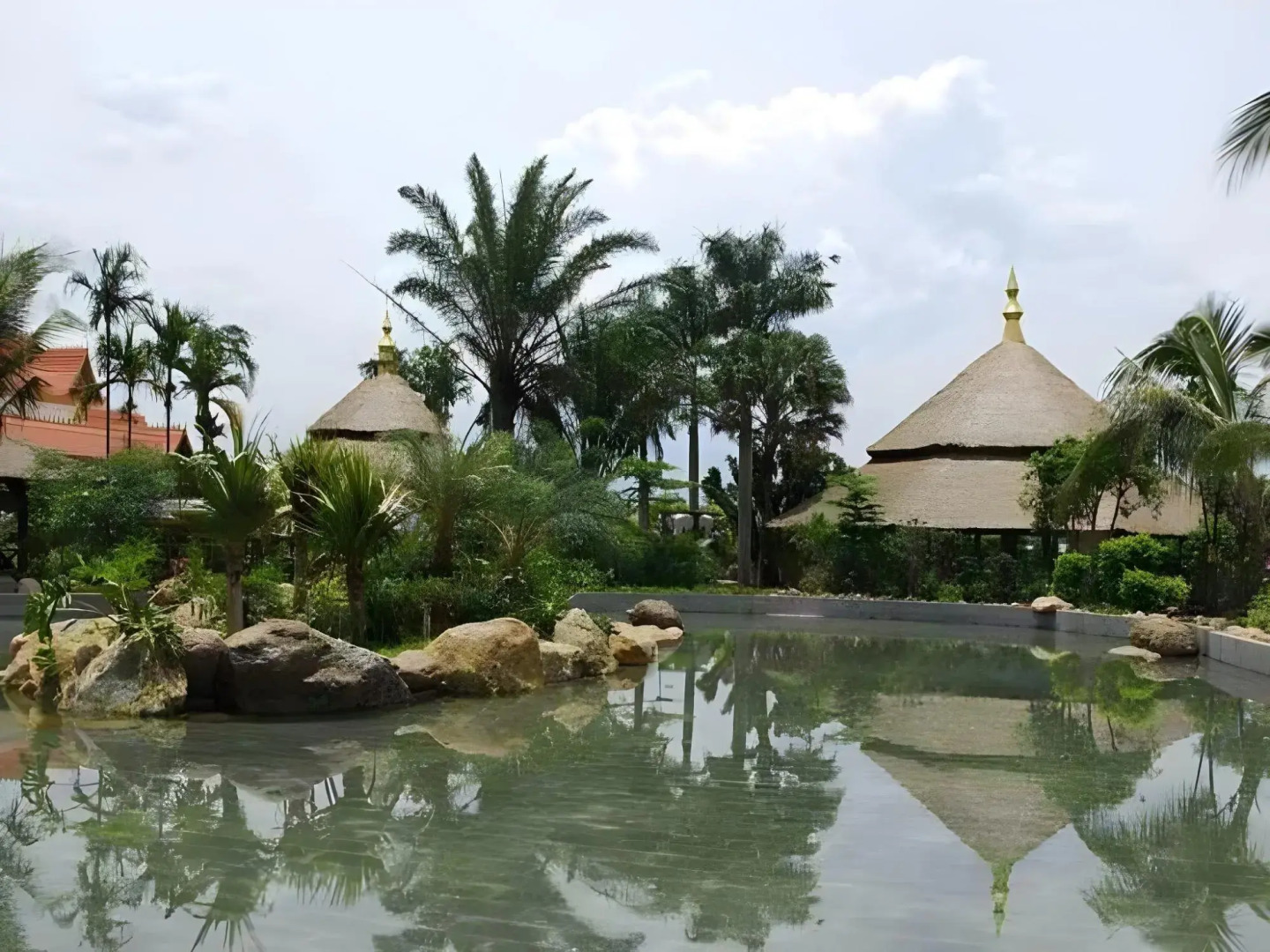 Xishuangbanna Golden Zone Hotel