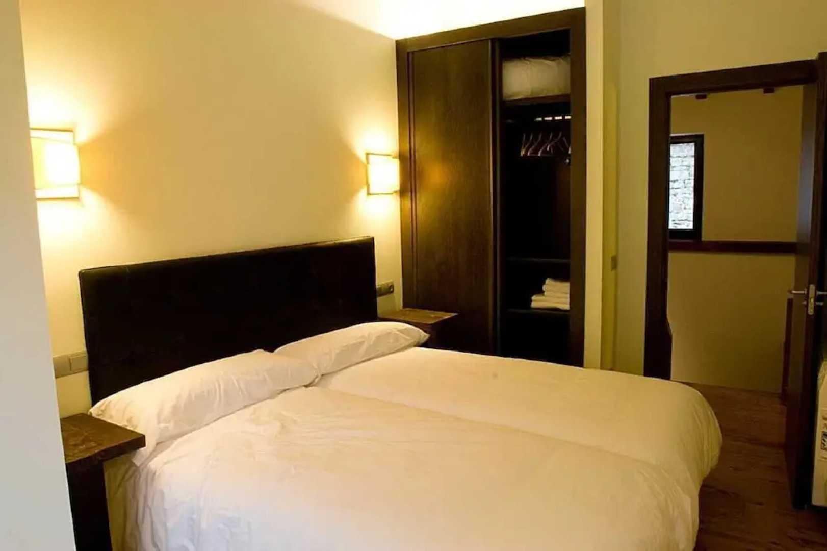 Apartamentos Rurales El Llerón