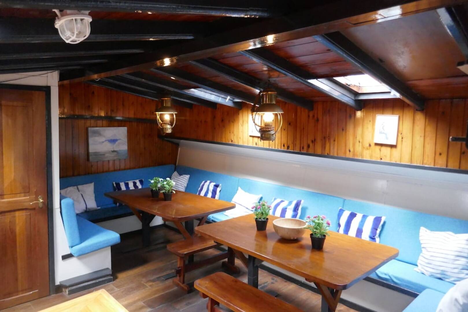 Boathotel Rotterdam Wilhelmina