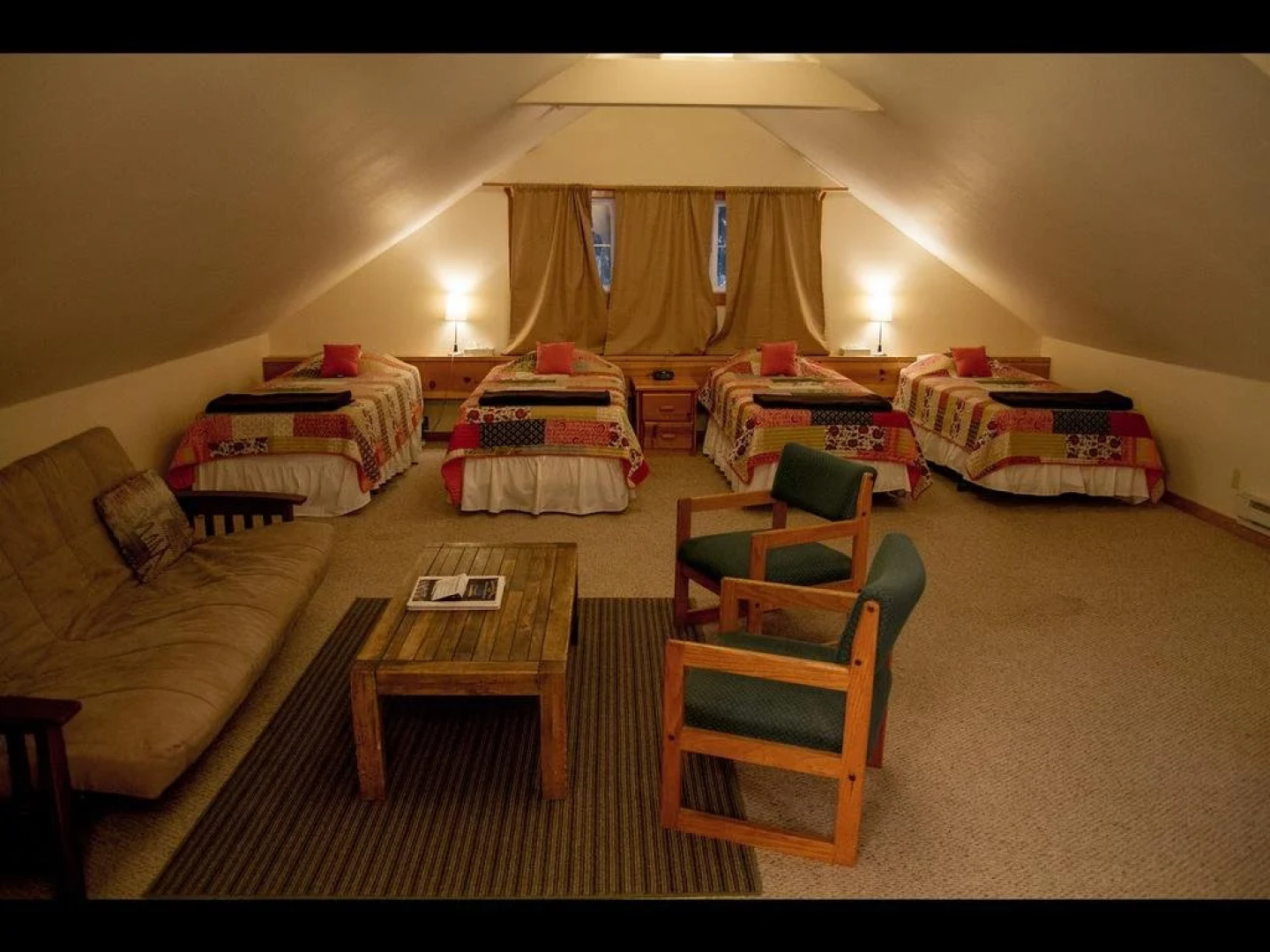 Whittaker's Motel & Historic Bunkhouse