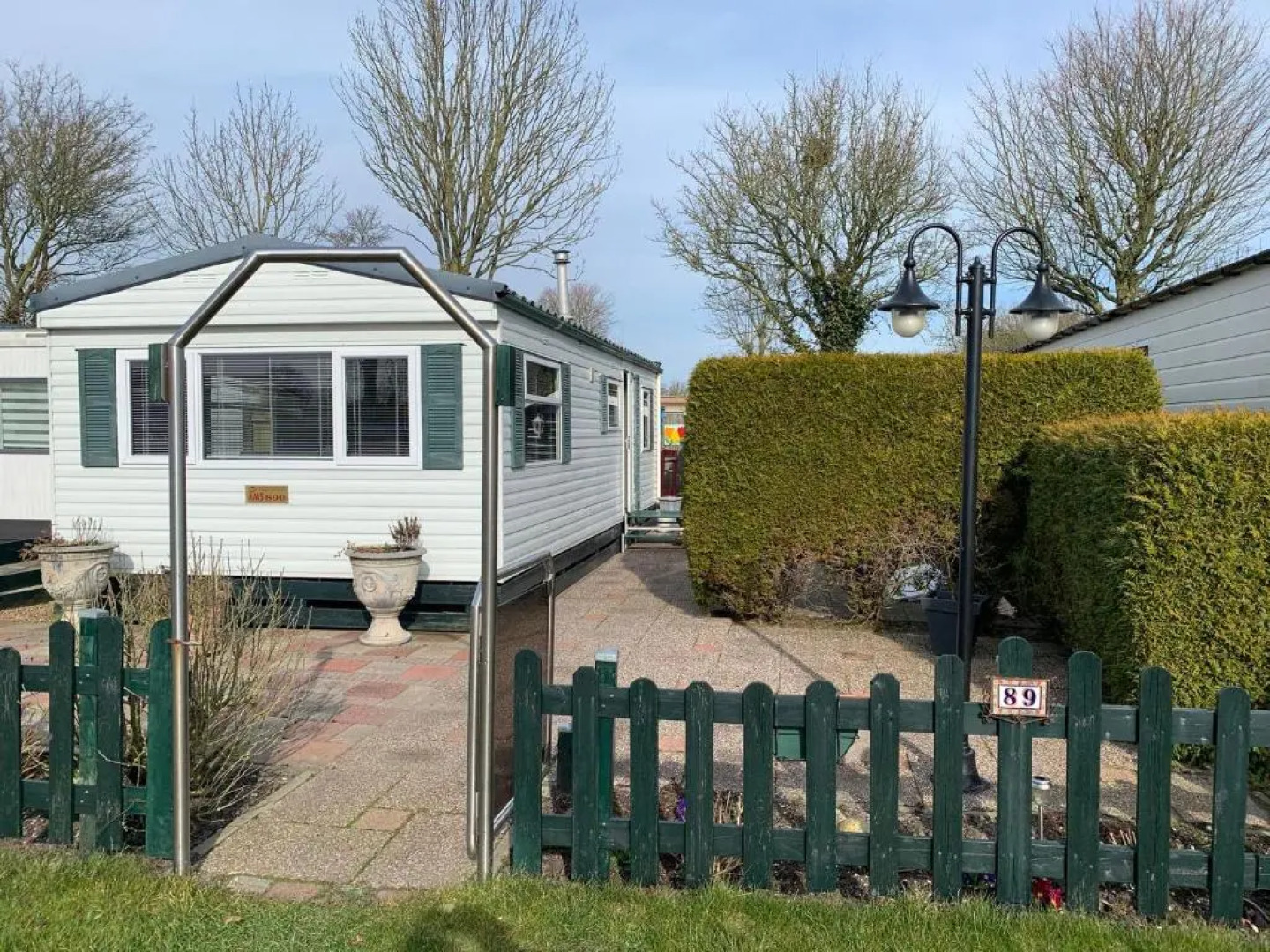 Dragonfly chalet Burghorn