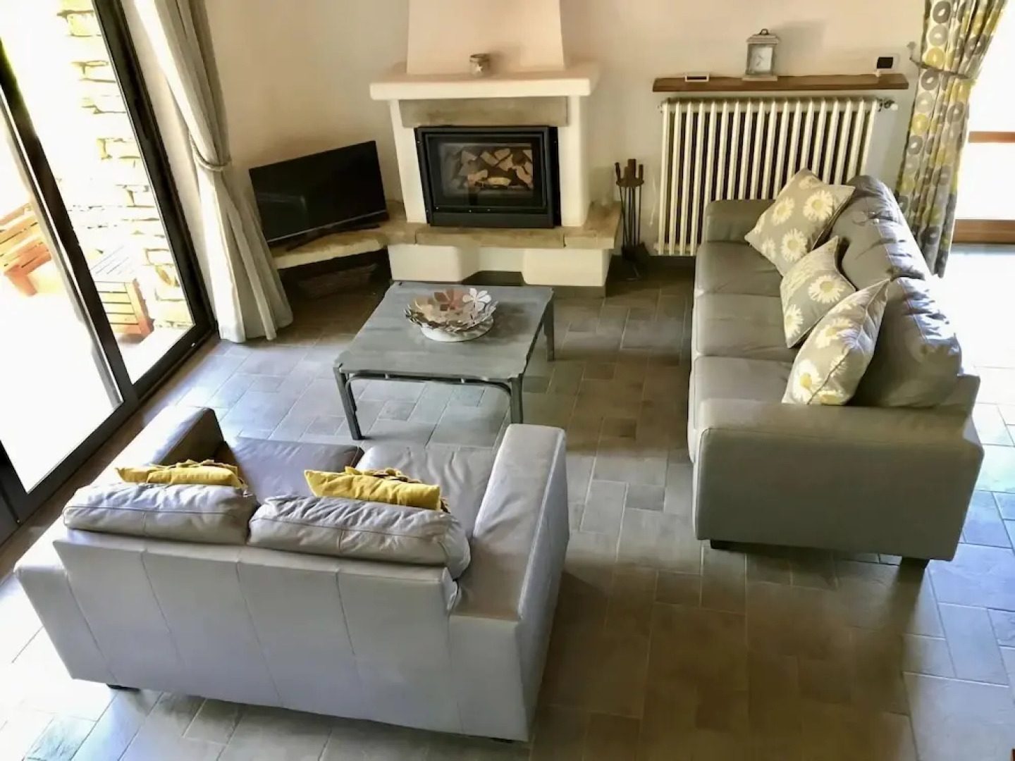 Apartment With Enclosed Garden