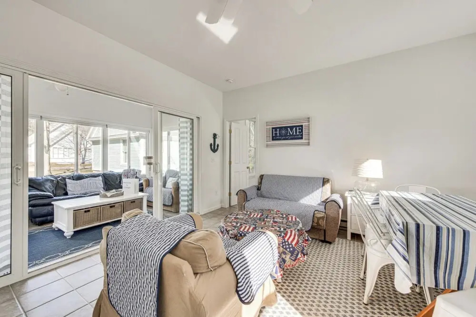 Cozy Wells Cottage w/ Pool Access: 1 Mi to Beach!