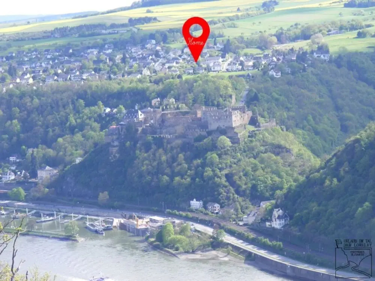 Elisabeth on the Loreley