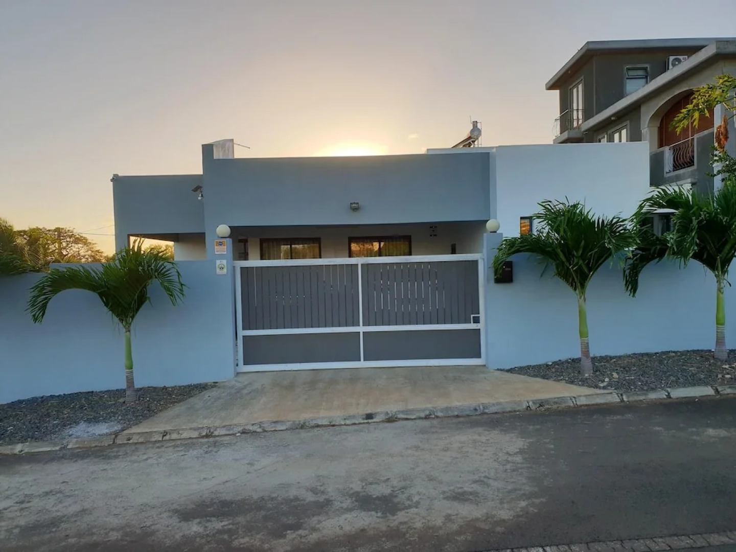 Villa With 4 Bedrooms in Albion, With Wonderful sea View, Private Pool, Furnished Terrace