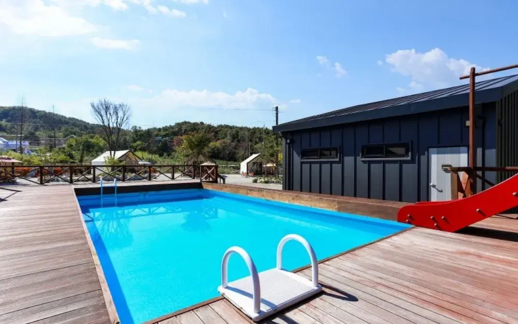 Pocheon Moonlight Dog Glamping Site