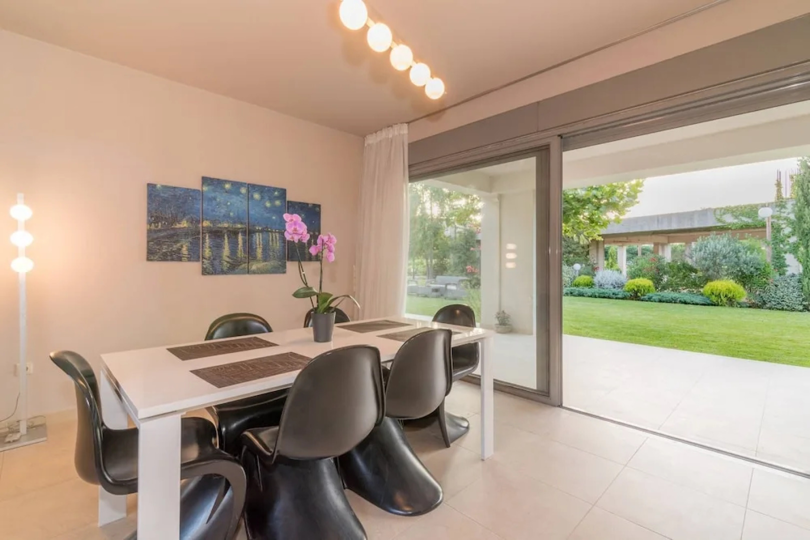 Villa Verano - Spacious 5-bedroom 5-bathroom Villa