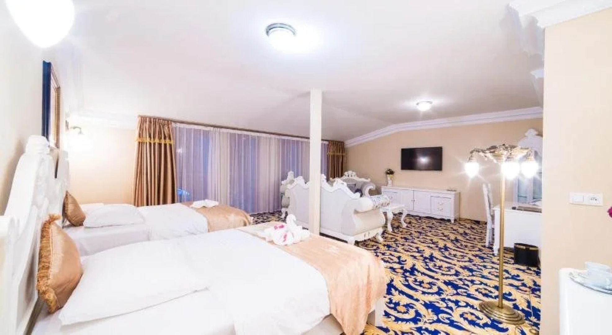 Hotel Aphrodite Palace