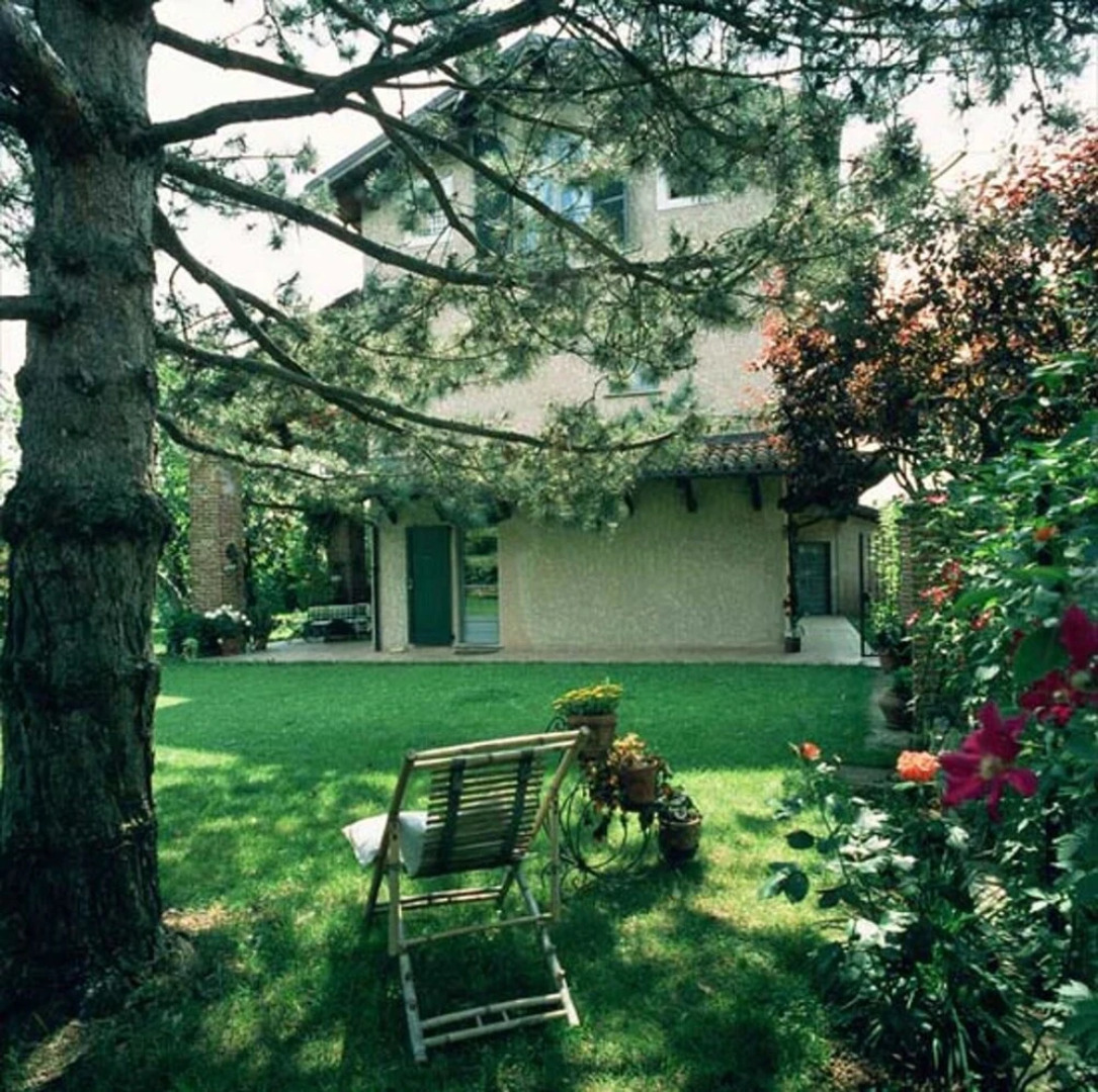 Apartment With 2 Bedrooms in Carrù, With Enclosed Garden - 45 km From