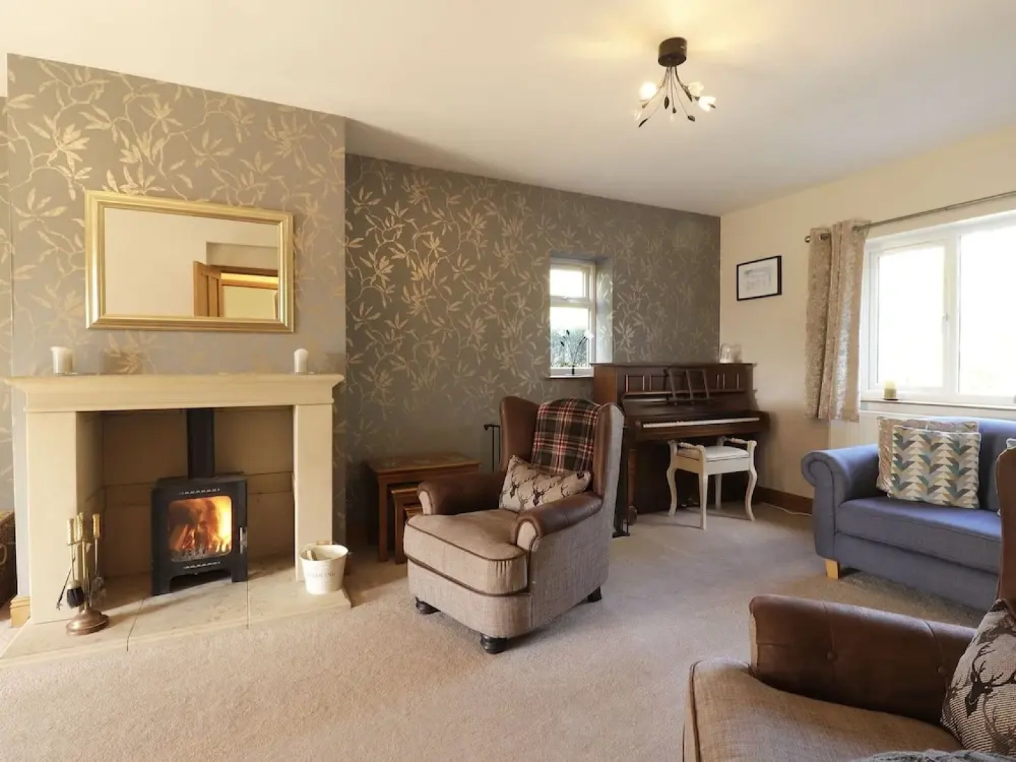 Luxury Holiday Home In Alsop-En-Le-Dale With Garden