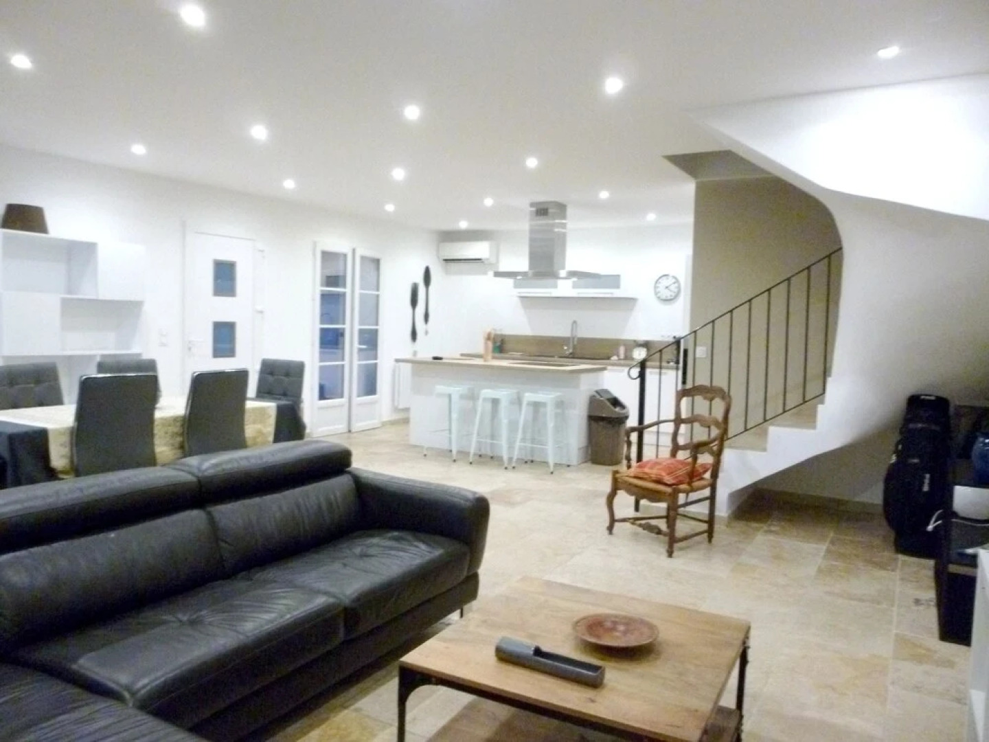 House With 3 Bedrooms in Jonquerettes, With Enclosed Garden and Wifi