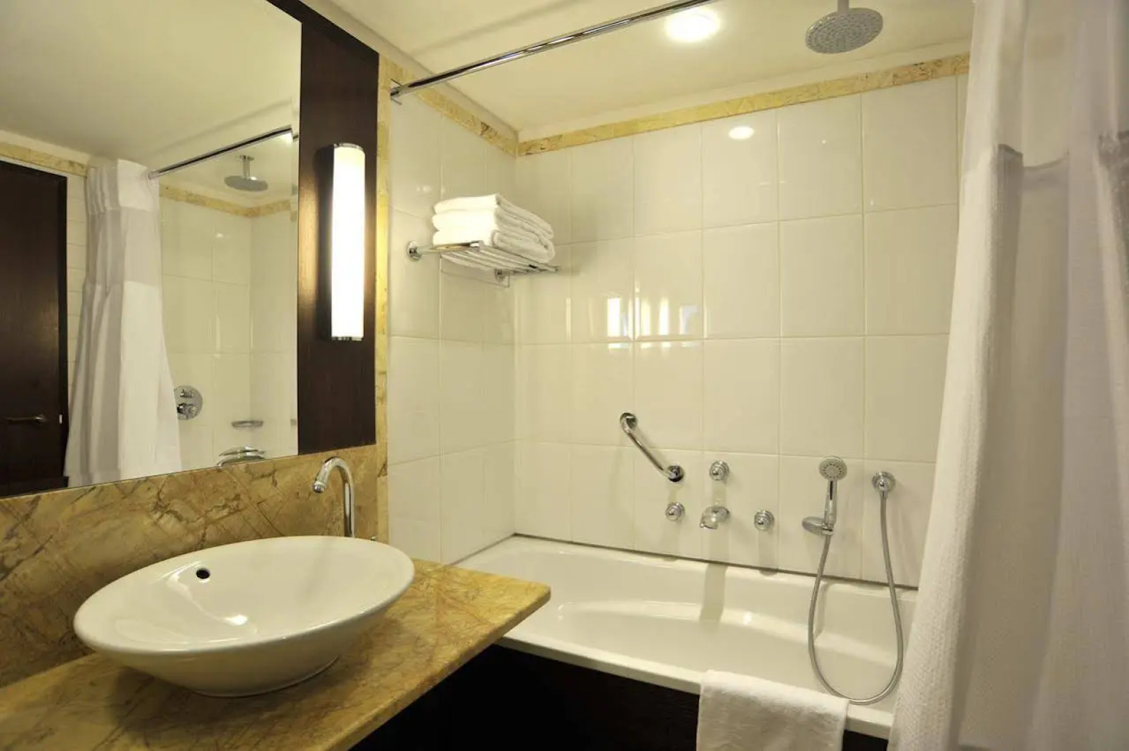 Отель Parker Hotel Brussels Airport