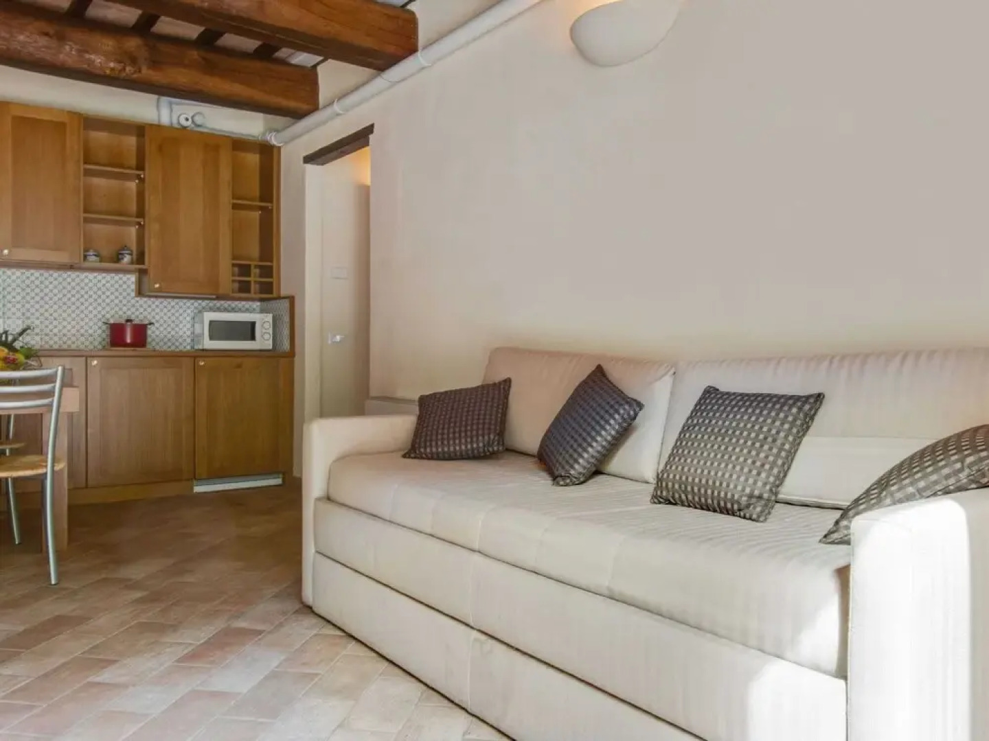 Family Escape With Pools and Sauna