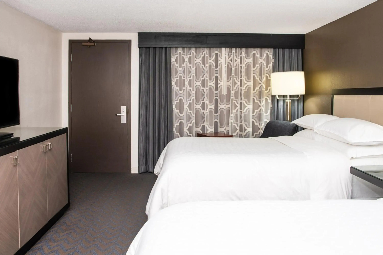 Sheraton Minneapolis West Hotel