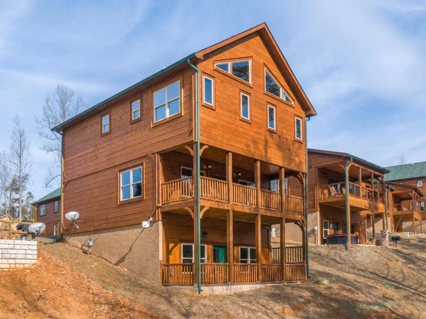 Gatlinburg Escape, 5 Bedrooms, Hot Tub, Arcade, Game Room, Sleeps 16