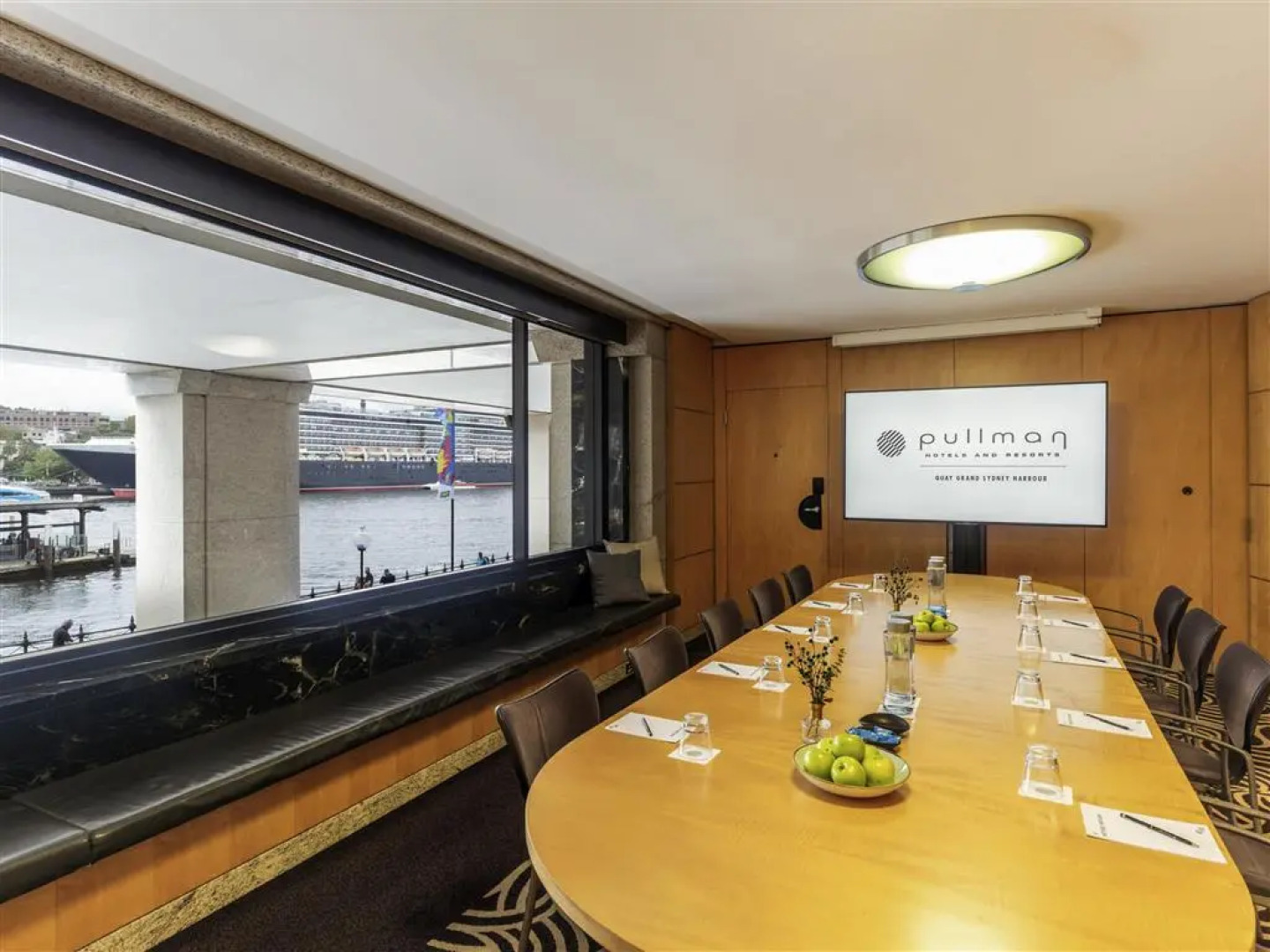 Pullman Quay Grand Sydney Harbour