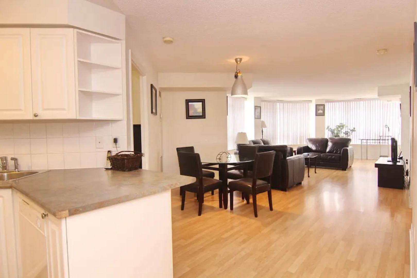 Pelicanstay at Square One Mall