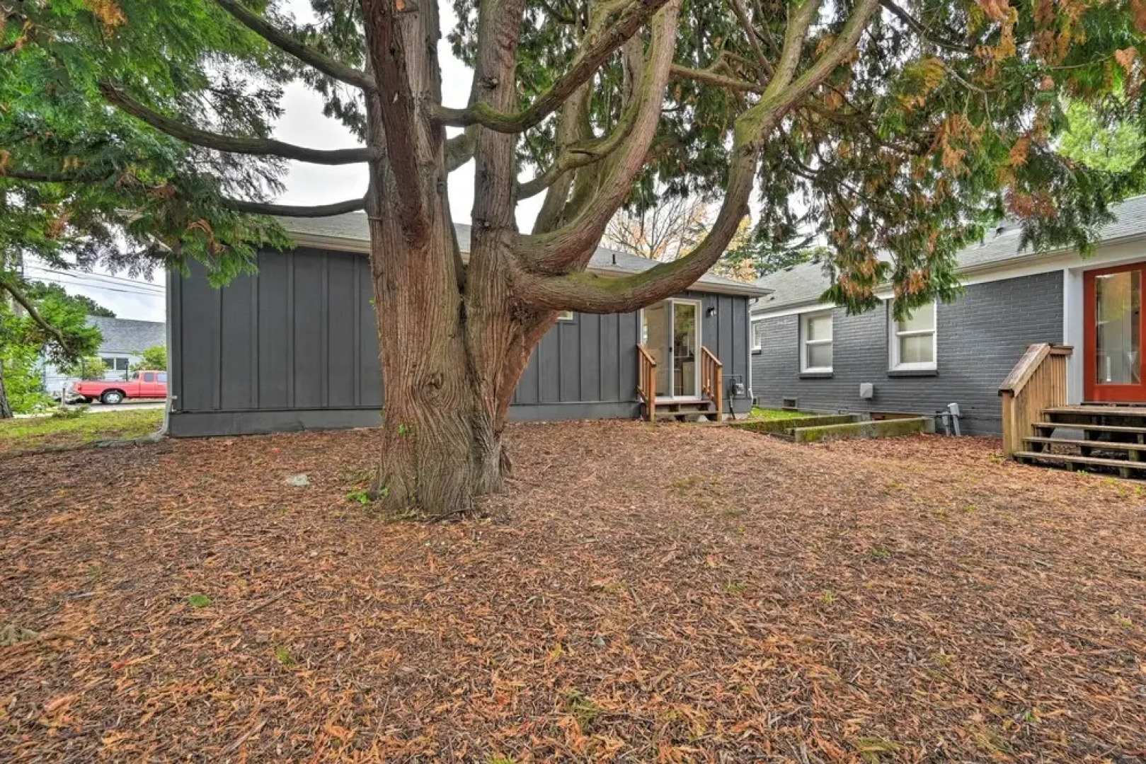 Bright Seattle Cottage w/ Private Backyard Access!
