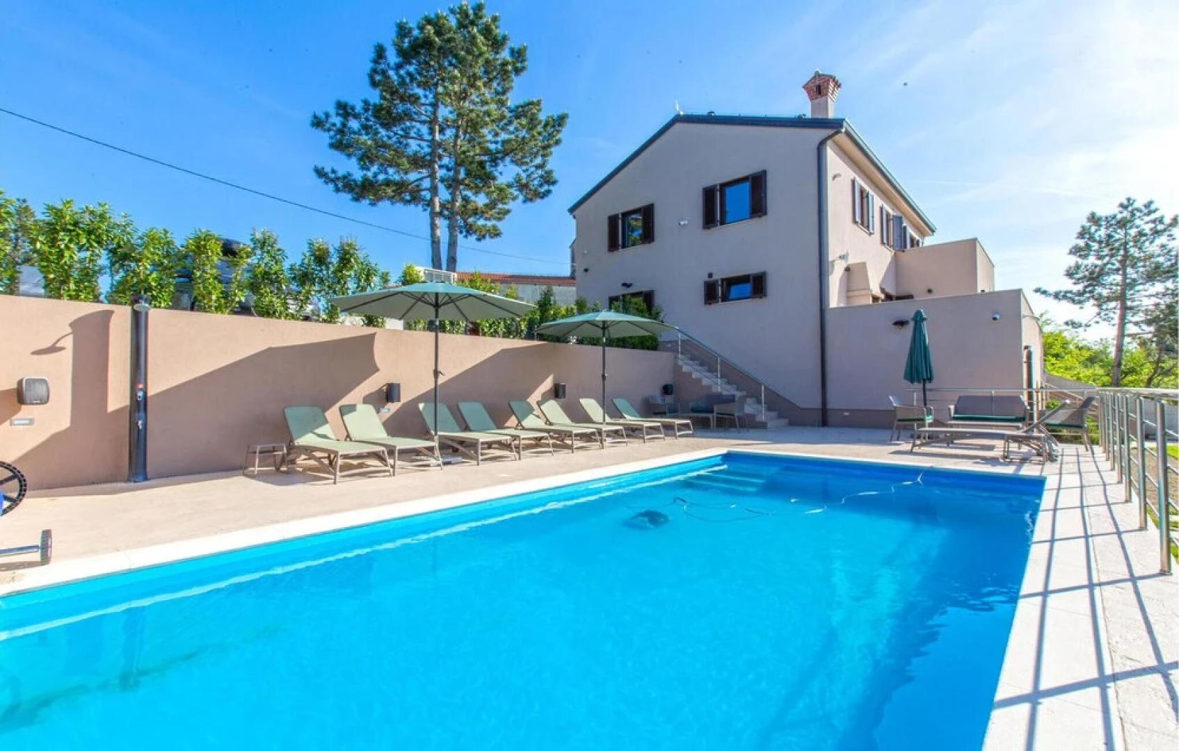 Awesome Home in Gracisce With Outdoor Swimming Pool, Sauna and 6 Bedrooms