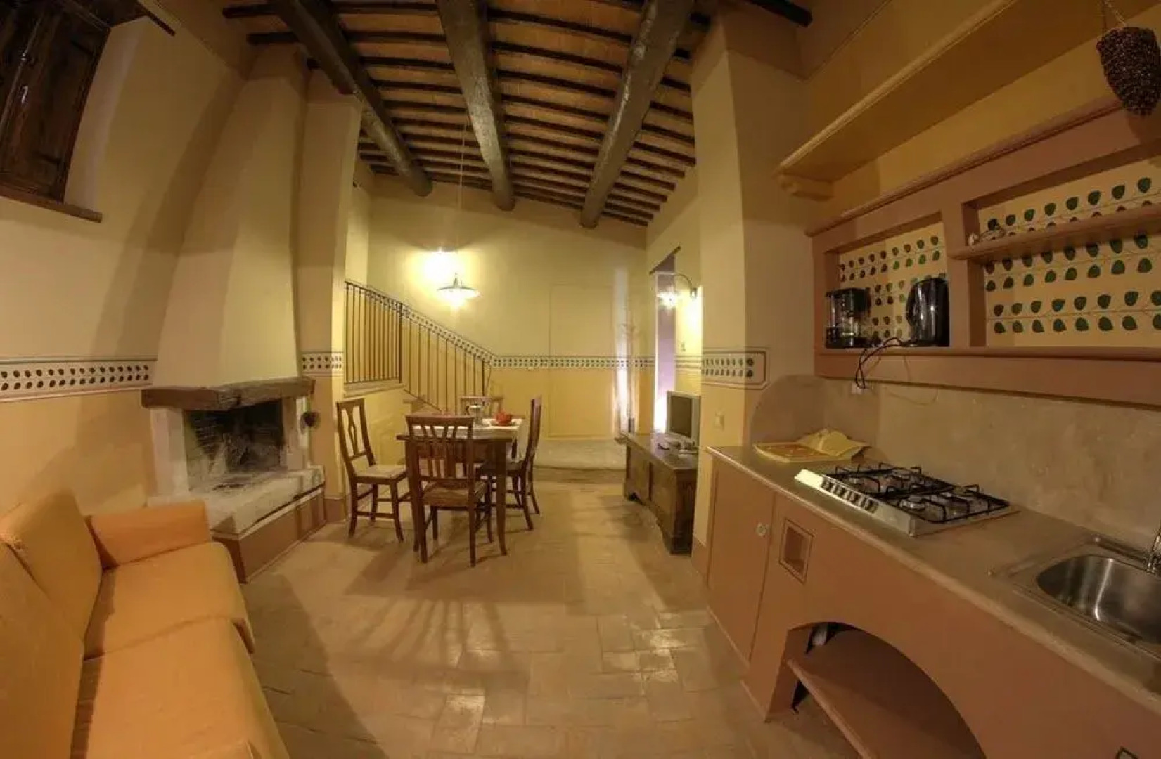 Il Castello Di Campi