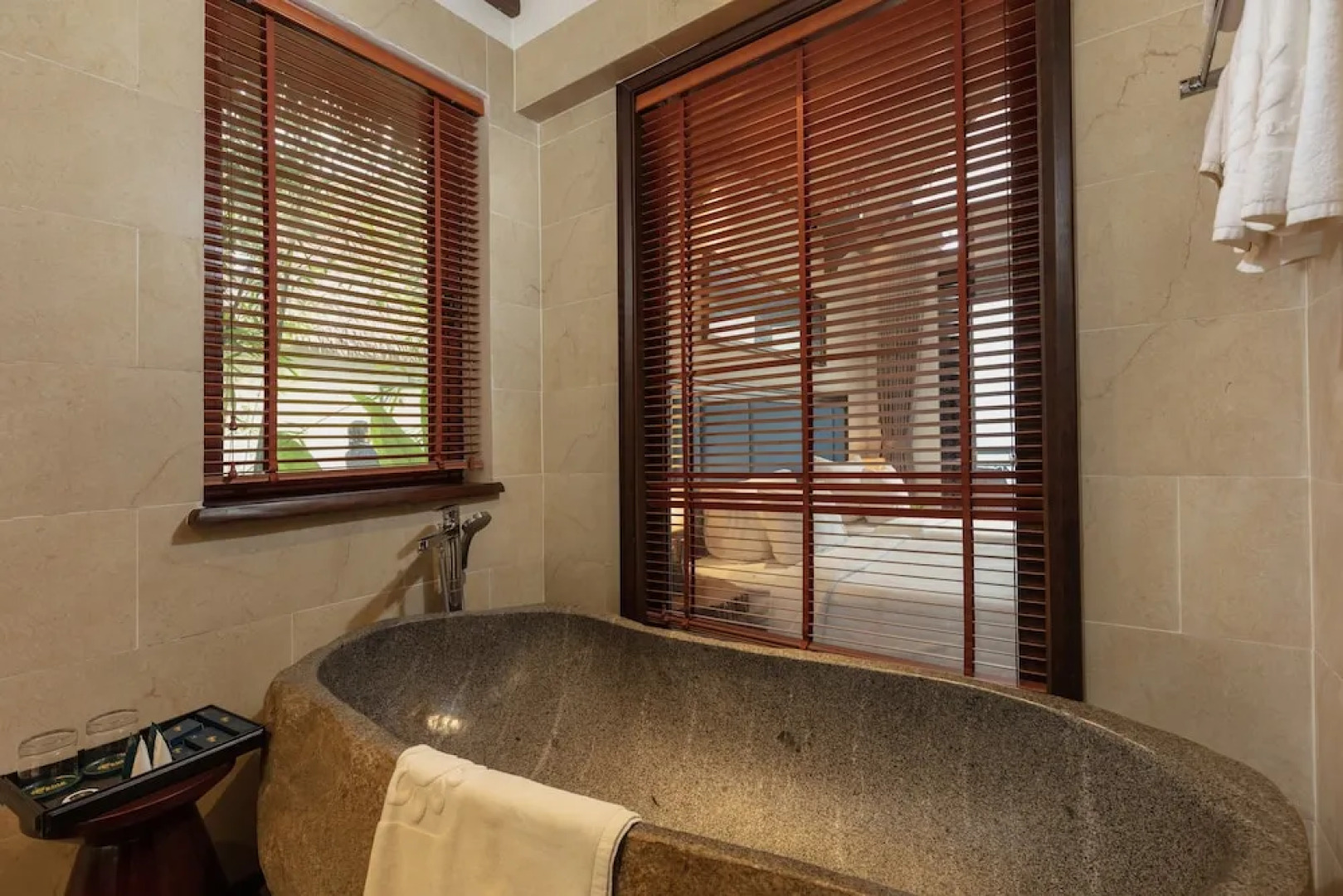 Ebino Pù Luông Resort