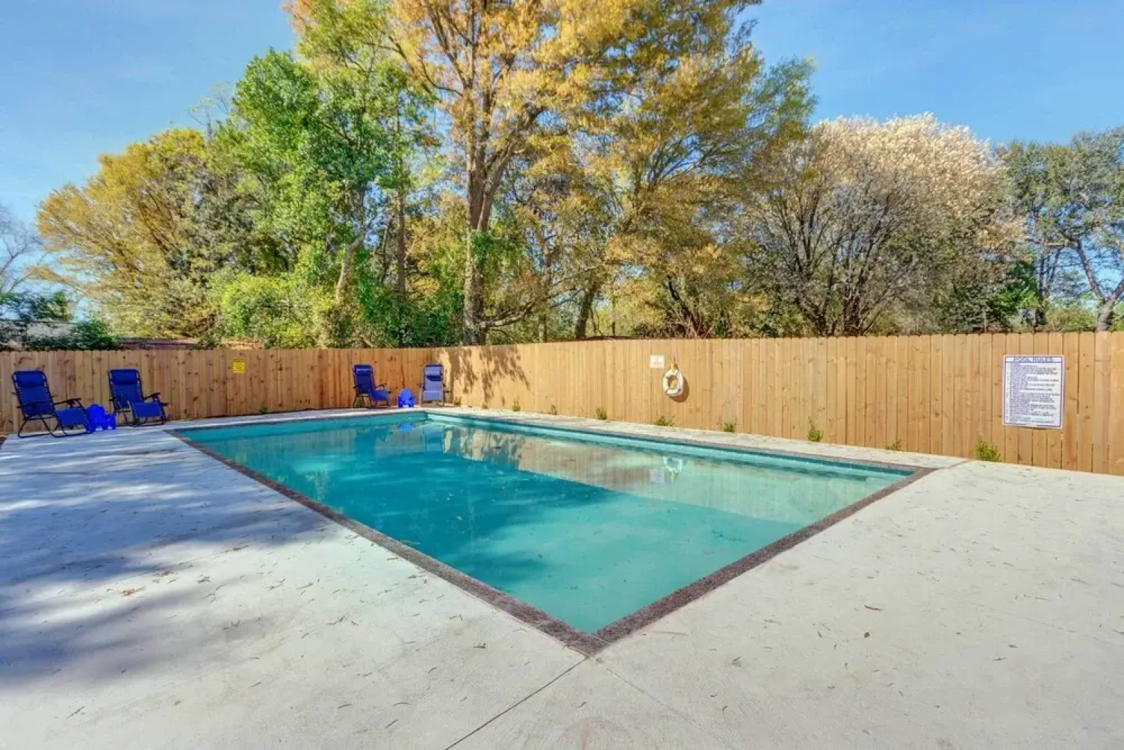 Gulf Breeze Home w/ Pool, Grill & Fire Pit