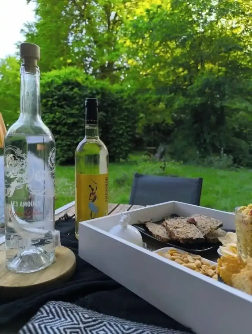 Charming Studio the Heart of the Forest