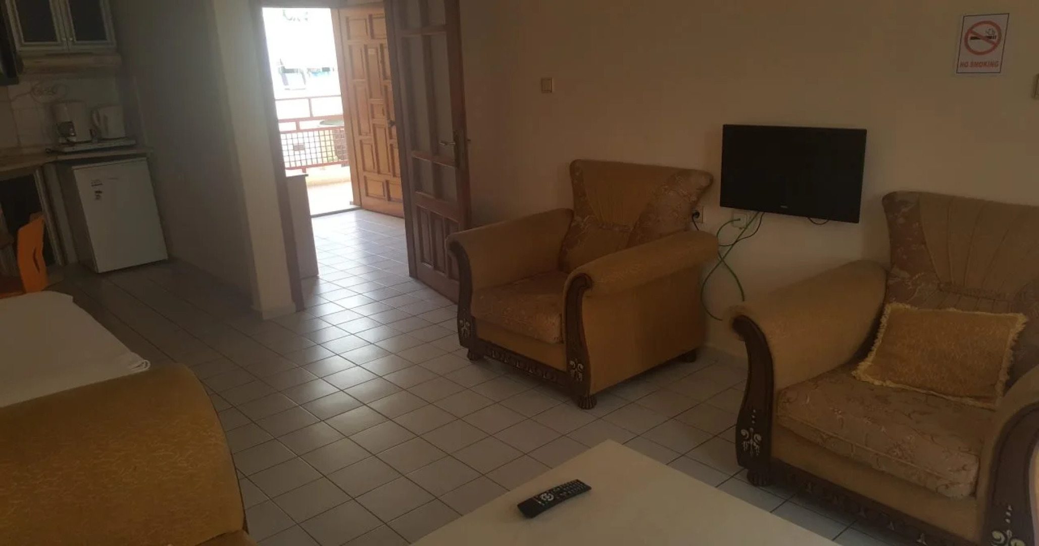 Elegant Baronessa Apart Hotel