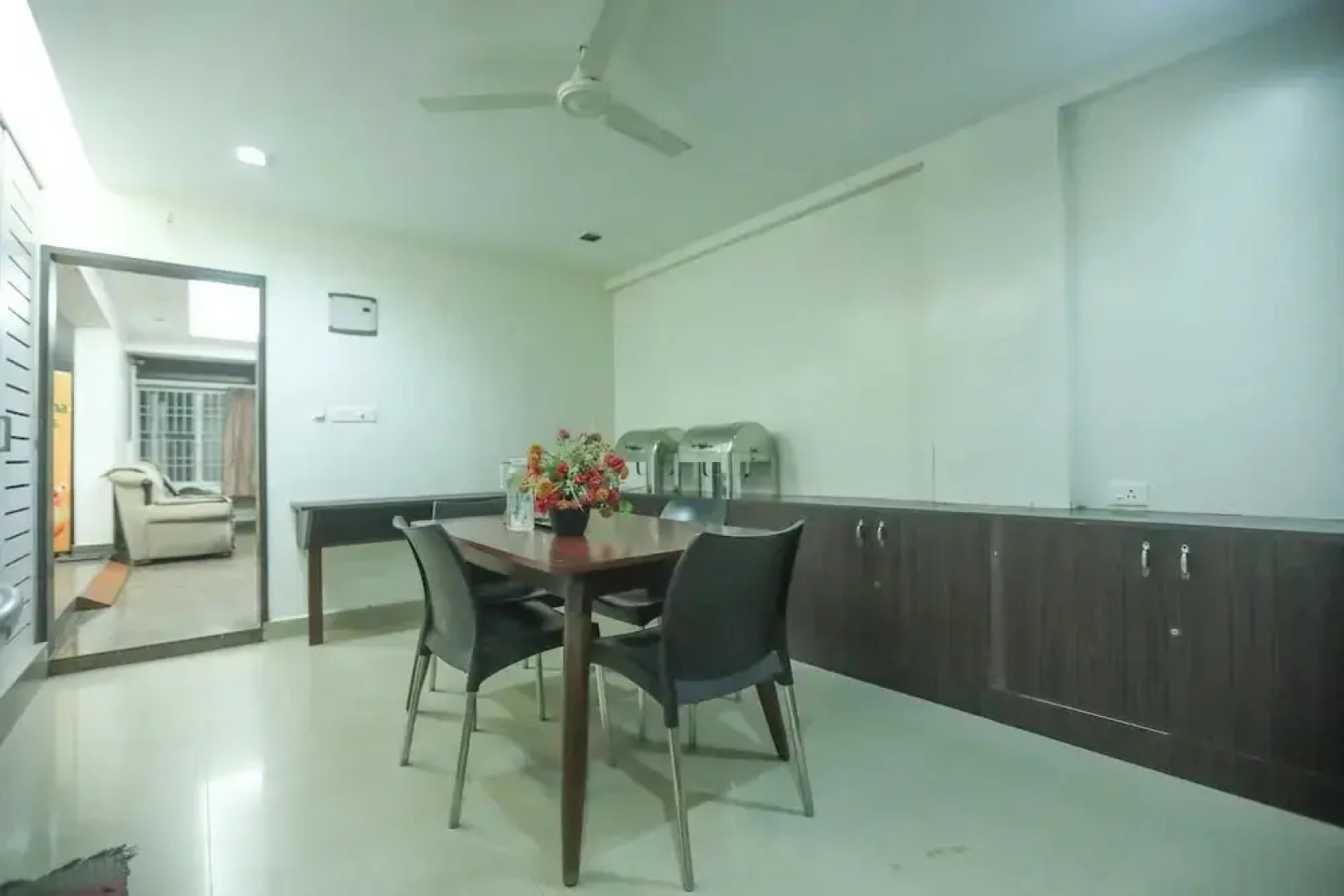 ULO Aravindar Residency