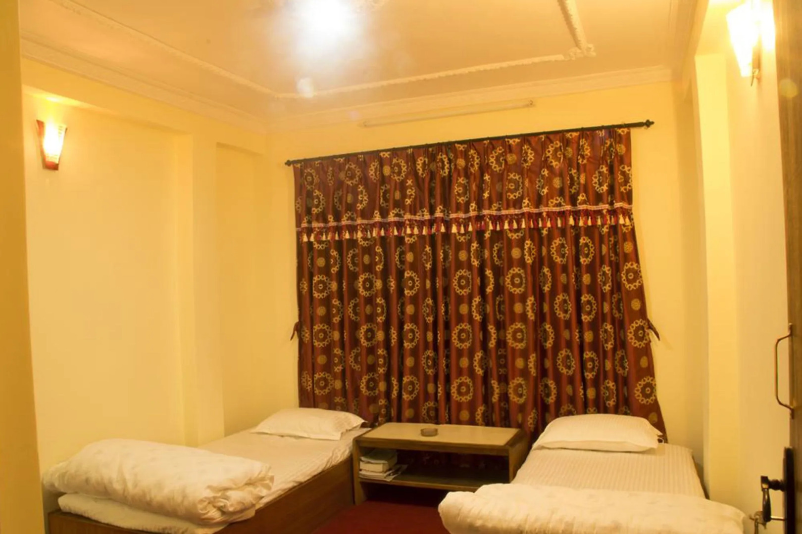 Pradhan House Homestay with Garden