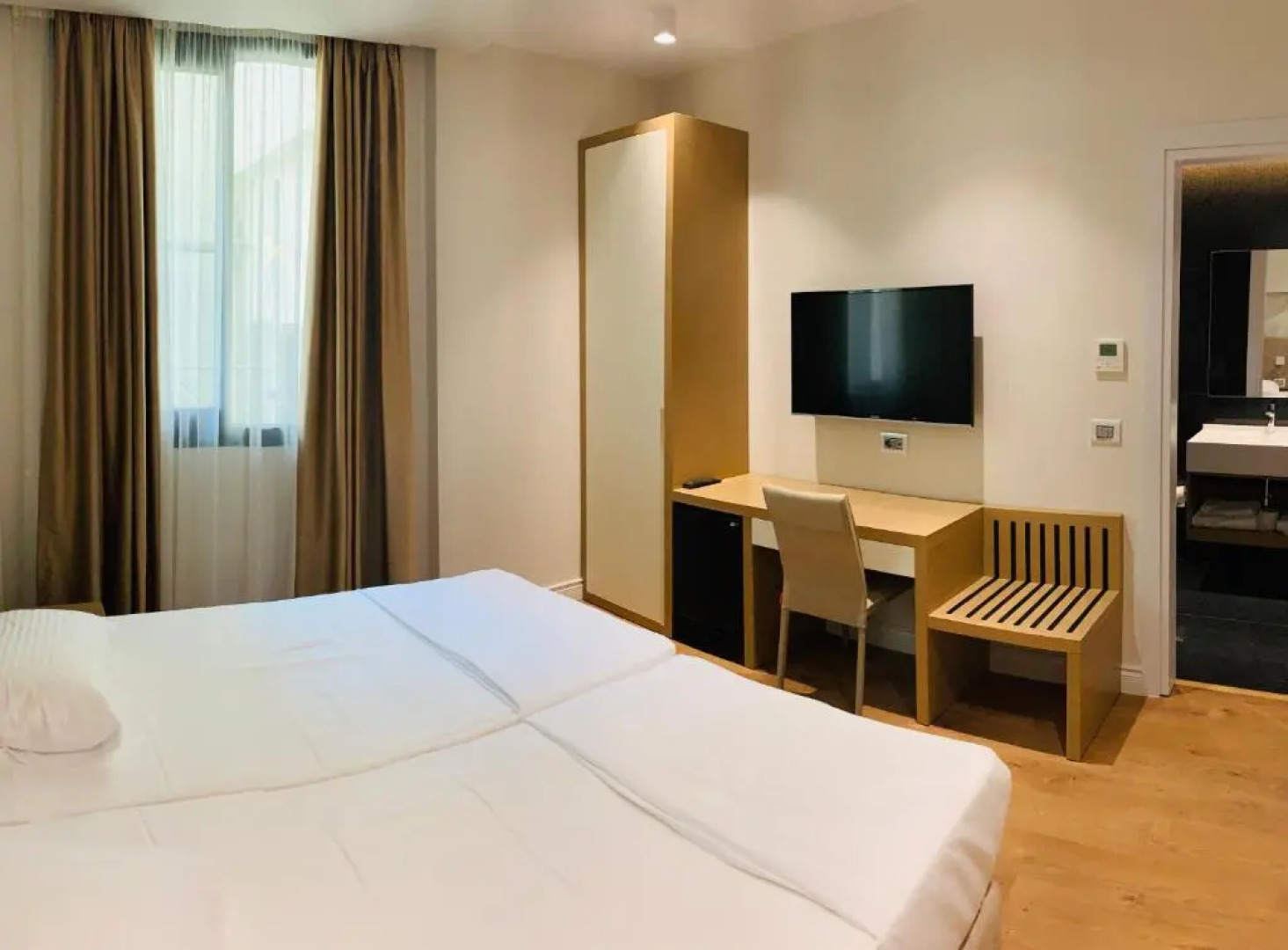 Marina Premium Hotel