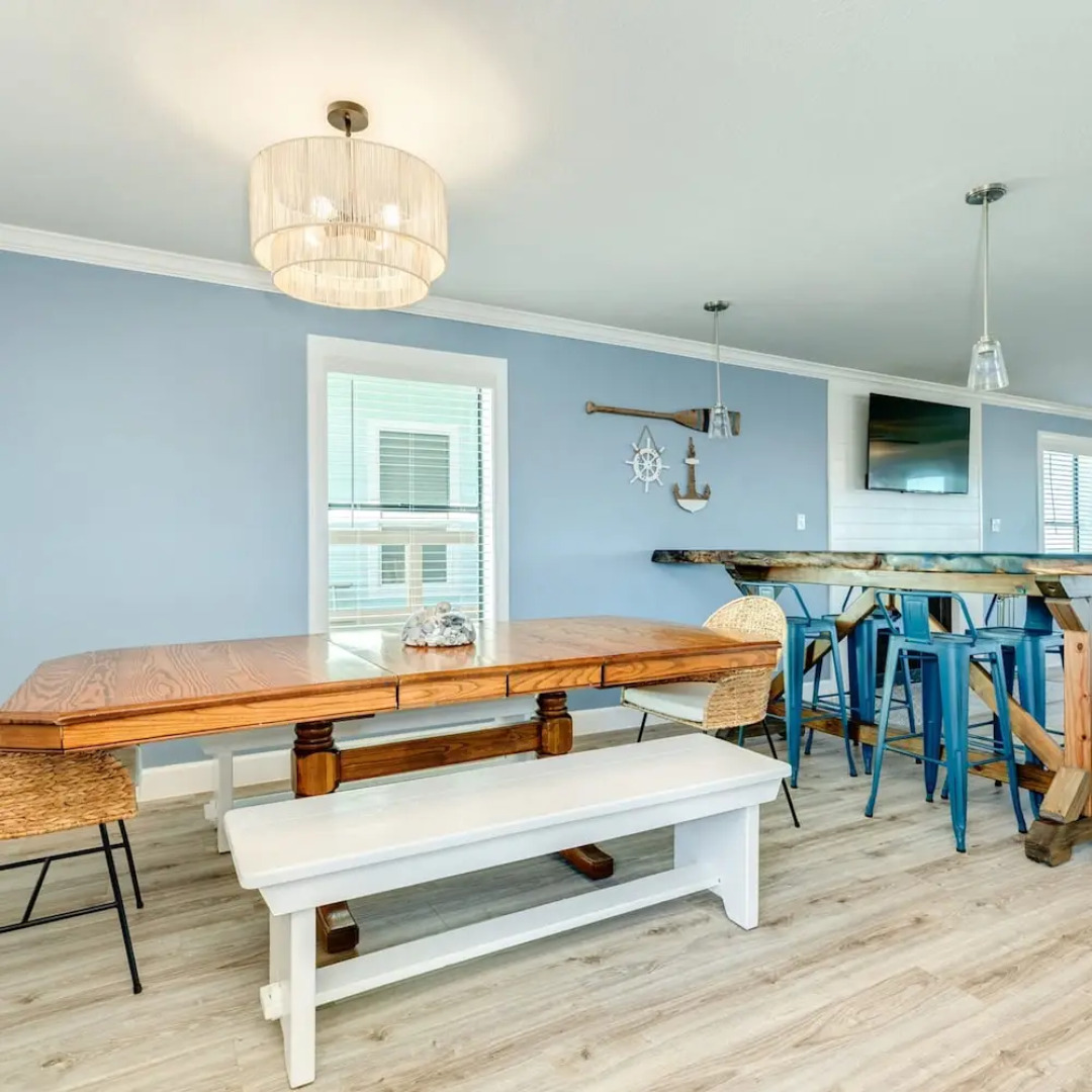 Gulf Adventures and Beachfront Relaxation Awaits