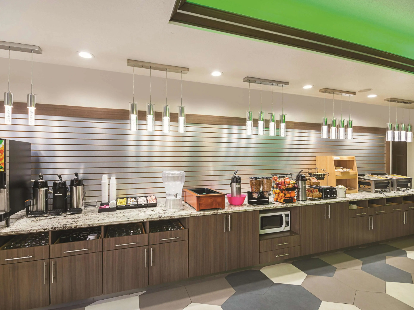 La Quinta Inn & Suites by Wyndham Kingwood Houston IAH Airpt
